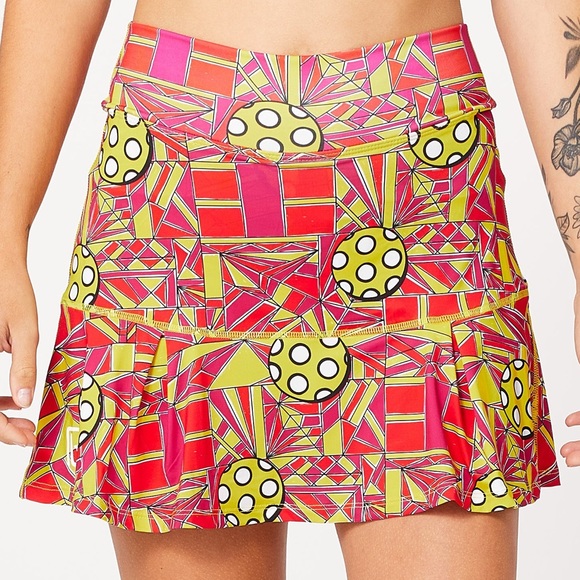 Pickleball Bella Colorful Red and Yellow Angle 1 Shot Functional Skort Sz Small - Picture 2 of 12
